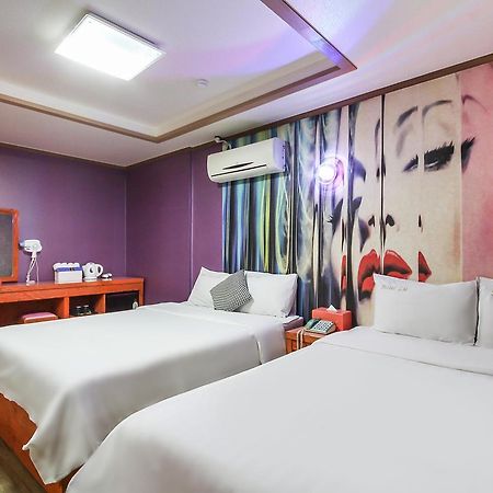 Hotel Lie Кодже Екстер'єр фото