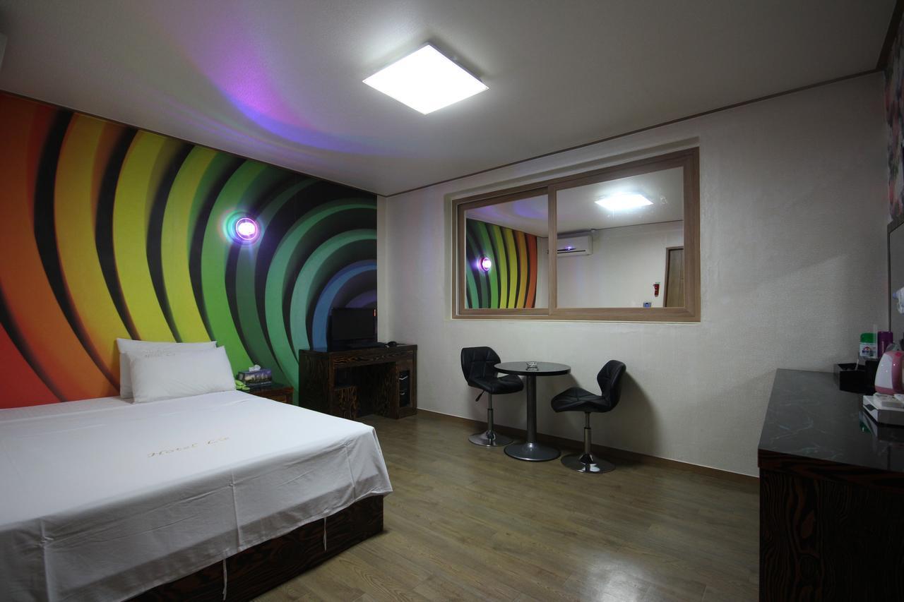 Hotel Lie Кодже Екстер'єр фото