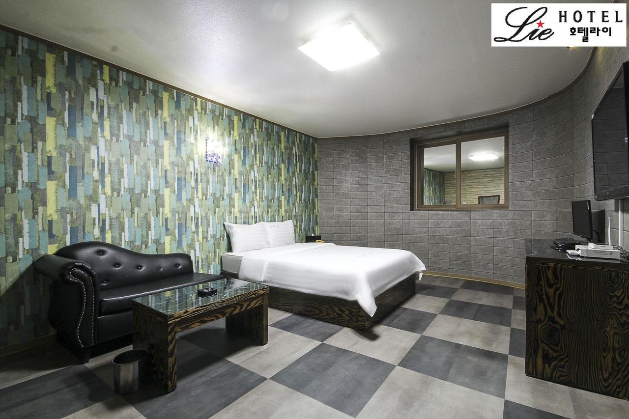 Hotel Lie Кодже Екстер'єр фото