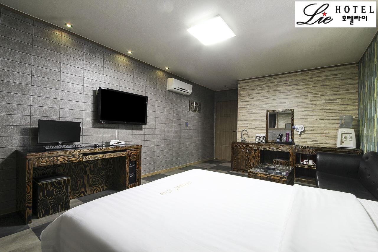 Hotel Lie Кодже Екстер'єр фото