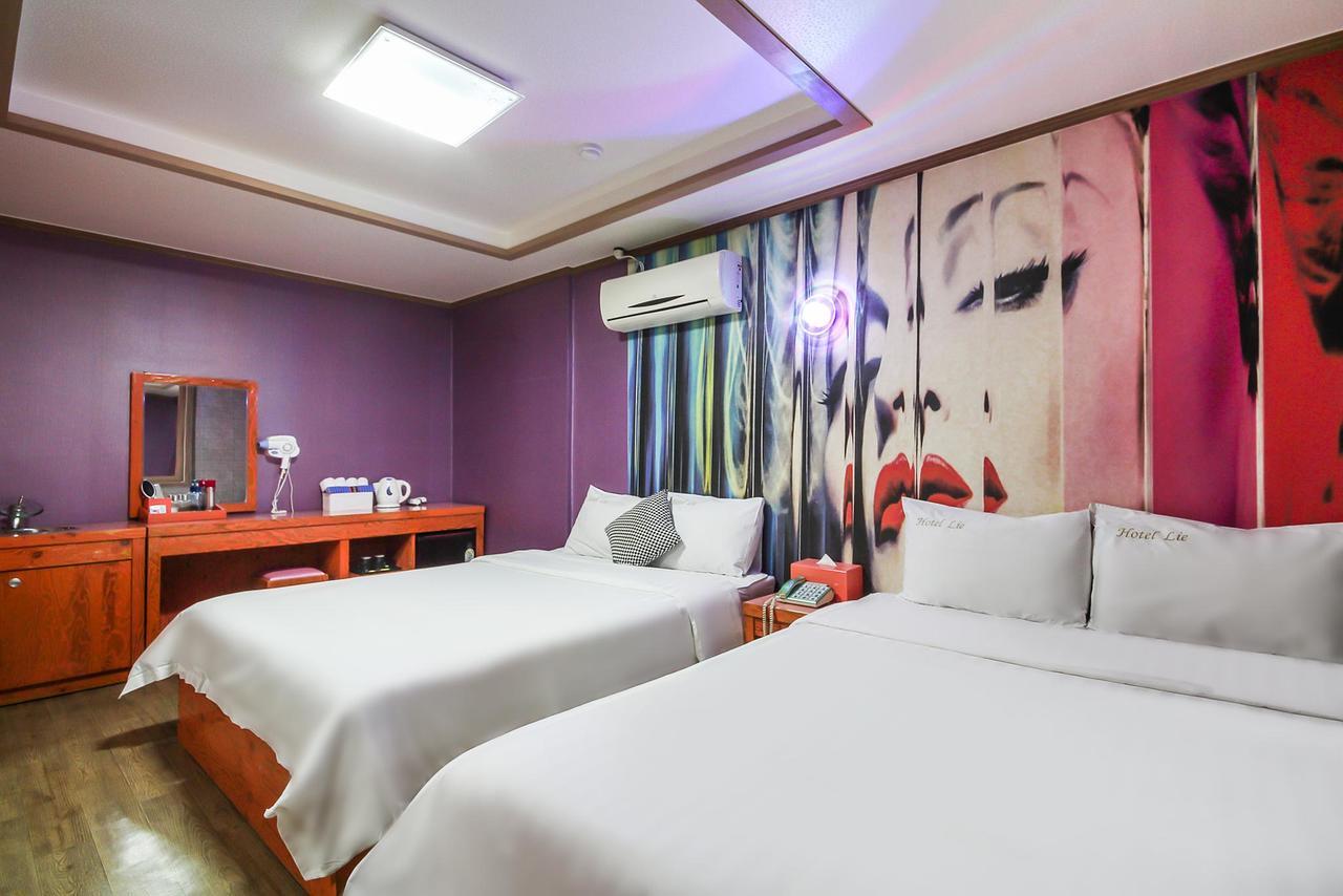 Hotel Lie Кодже Екстер'єр фото