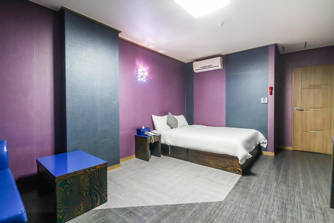 Hotel Lie Кодже Екстер'єр фото