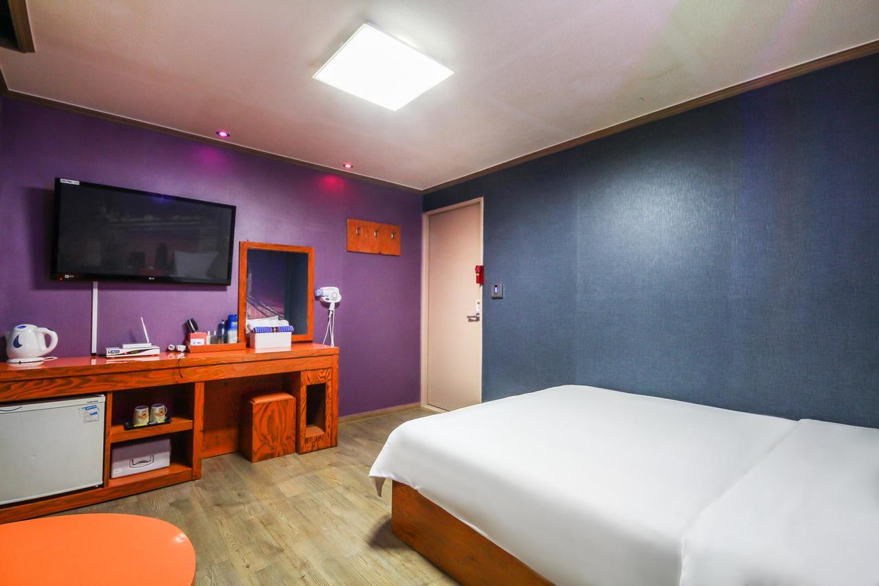 Hotel Lie Кодже Екстер'єр фото